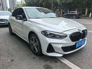 2022 BMW 1 серии 120i III (F52) Рестайлинг, белый, 1655666 рублей, вид 2