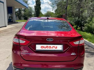 2015 Ford Fusion (North America) II, красный, 1450000 рублей, вид 4