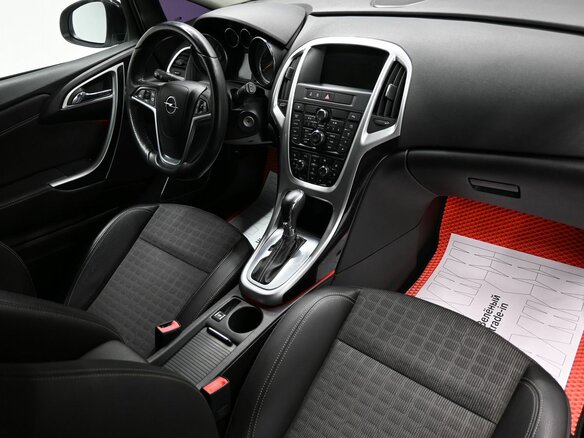 2013 Opel Astra GTC J Рестайлинг, белый, 1050000 рублей - вид 12