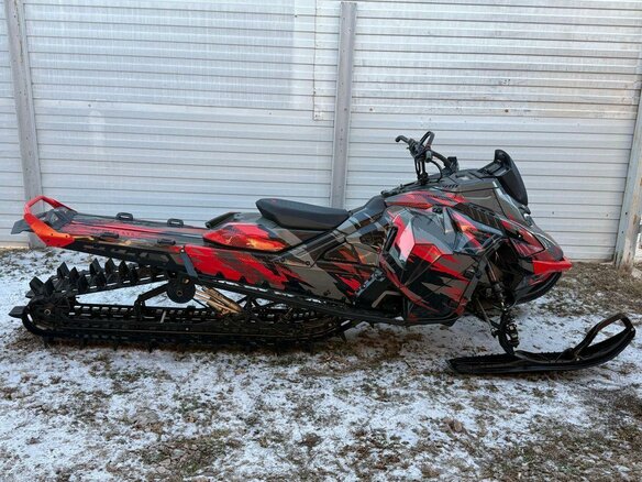 2023 BRP Ski-Doo Summit 850, чёрный, 2350000 рублей