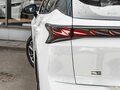 2026 Omoda C5 II, белый - вид 4