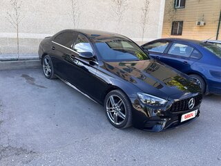 2018 Mercedes-Benz E-Класс 200 V (W213, S213, C238), чёрный, 3000000 рублей, вид 3