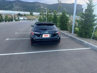 2021 Toyota Corolla XII (E210), чёрный, 2350000 рублей, вид 5