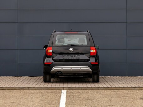 2017 Skoda Yeti I Рестайлинг, чёрный, 1395000 рублей, вид 5