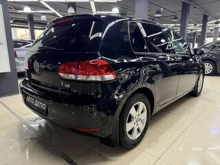 2011 Volkswagen Golf VI, чёрный, 650000 рублей, вид 4