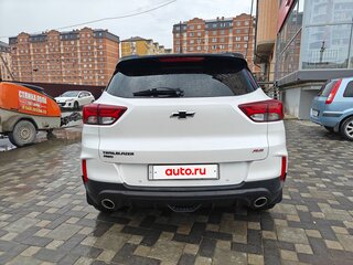 2021 Chevrolet TrailBlazer III, белый, 2200000 рублей, вид 5