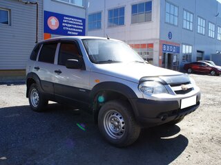2010 Chevrolet Niva I Рестайлинг, серый, 400000 рублей, вид 1