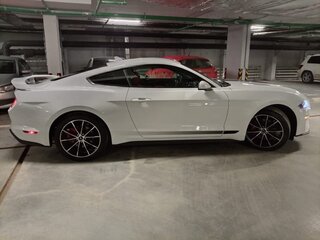 2022 Ford Mustang VI Рестайлинг, белый, 3795000 рублей, вид 1
