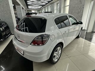 2014 Opel Astra H Рестайлинг, белый, 835000 рублей, вид 5