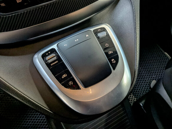 2021 Mercedes-Benz V-Класс 250 d компактный III (W447) Рестайлинг, чёрный - вид 21