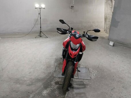 2020 Ducati Hypermotard, красный, 977000 рублей, вид 3