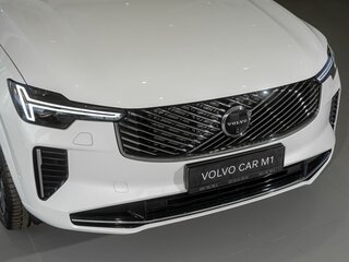 2026 Volvo XC90 B5 II Рестайлинг 2, белый, 12420000 рублей, вид 3