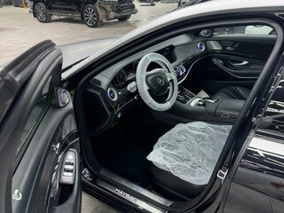 2016 Mercedes-Benz Maybach S-Класс 500 I (X222), чёрный, 3600000 рублей, вид 3