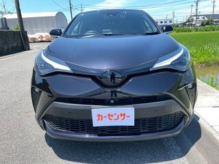 2022 Toyota C-HR I Рестайлинг, чёрный, 1900000 рублей, вид 2