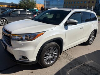 2014 Toyota Highlander III (XU50), белый, 3050000 рублей, вид 1