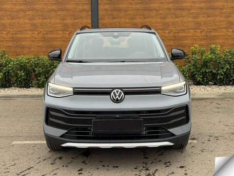 2026 Volkswagen Tharu XR, серый, 2275000 рублей, вид 3