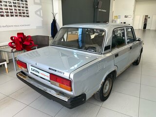 2010 Lada (ВАЗ) 2107, серебристый, 99000 рублей, вид 4