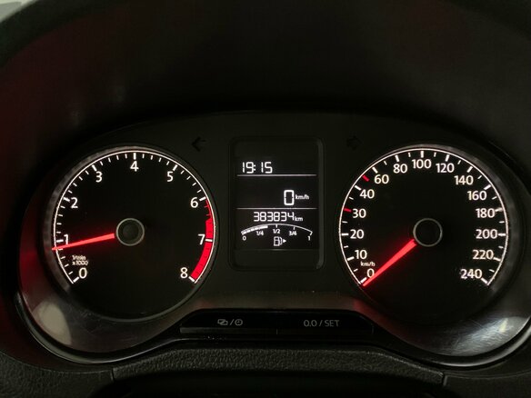 2015 Volkswagen Polo V Рестайлинг, белый, 399000 рублей - вид 17
