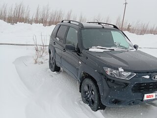 2023 Lada (ВАЗ) Niva Travel I, чёрный, 1250000 рублей, вид 2