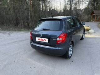 2012 Skoda Fabia II Рестайлинг, серый, 630000 рублей, вид 4