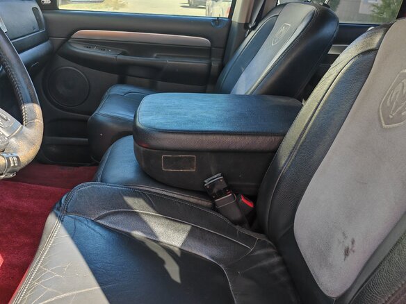 2004 Dodge RAM III (DR/DH), красный, 2900000 рублей - вид 10