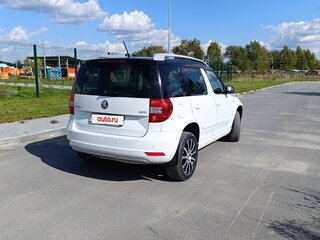 2016 Skoda Yeti I Рестайлинг, белый, 1150000 рублей, вид 3