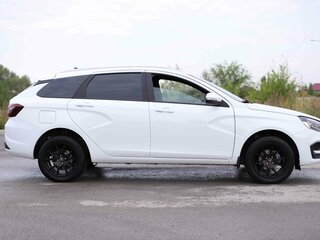 2024 Lada (ВАЗ) Vesta SW I Рестайлинг (NG), белый, 1246125 рублей, вид 4