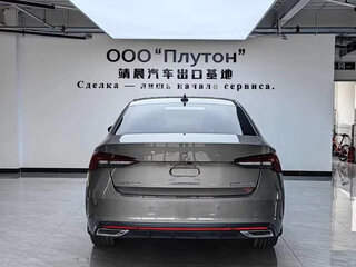 2023 Skoda Octavia IV (A8), серый, 1870000 рублей, вид 5