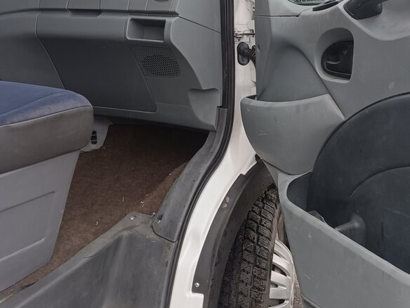 2008 Iveco Daily, белый, 1350000 рублей - вид 10