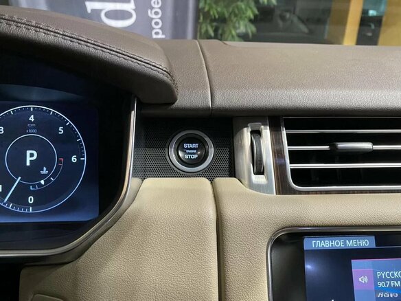 2017 Land Rover Range Rover IV, чёрный, 4390000 рублей - вид 16