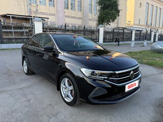 2021 Volkswagen Polo VI, чёрный, 2000000 рублей, вид 3