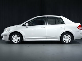 2010 Nissan Tiida I Рестайлинг, серебристый, 715000 рублей, вид 4