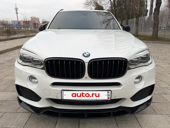 2014 BMW X5 40d III (F15), белый, 3800000 рублей - вид 5