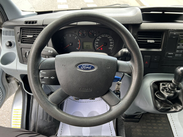 2013 Ford Transit, серебристый, 1499000 рублей - вид 12