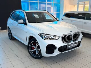 2021 BMW X5 30d IV (G05/G18), белый, 8549000 рублей, вид 2