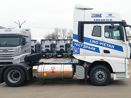 2024 FAW J7, белый, 7900000 рублей, вид 3