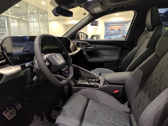 2026 Audi Q5 L III (GU), зелёный, 6100000 рублей - вид 17