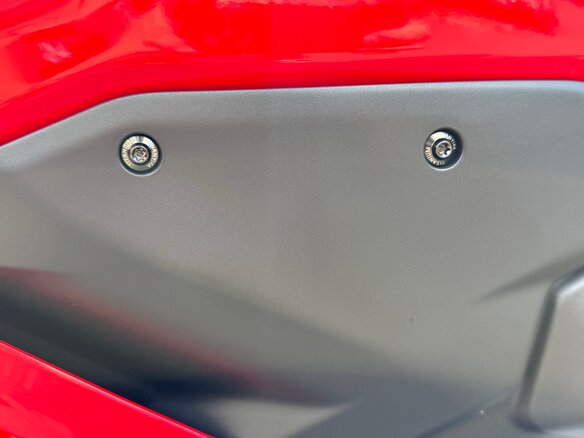 2025 Ducati Panigale V2, красный, 1799999 рублей - вид 5