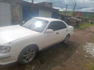 1993 Toyota Crown IX (S140), белый, 400000 рублей, вид 3