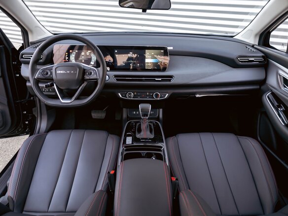 2025 BAIC U5 Plus, чёрный, 2448000 рублей - вид 17