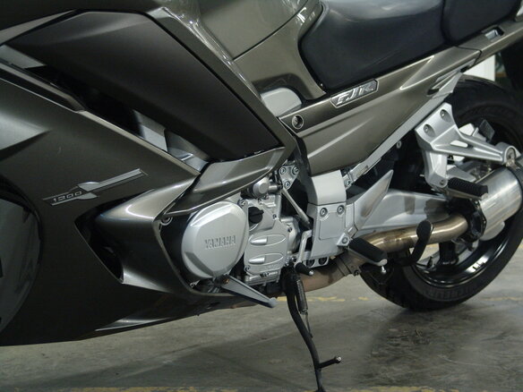 2013 Yamaha FJR1300, серый, 750000 рублей - вид 15