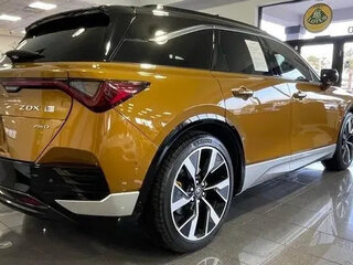 2024 Acura ZDX II, золотистый, 9644868 рублей, вид 4