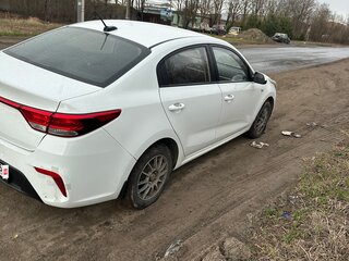 2017 Kia Rio IV, белый, 680000 рублей, вид 4