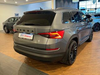 2021 Skoda Kodiaq I, серый, 2690000 рублей, вид 4