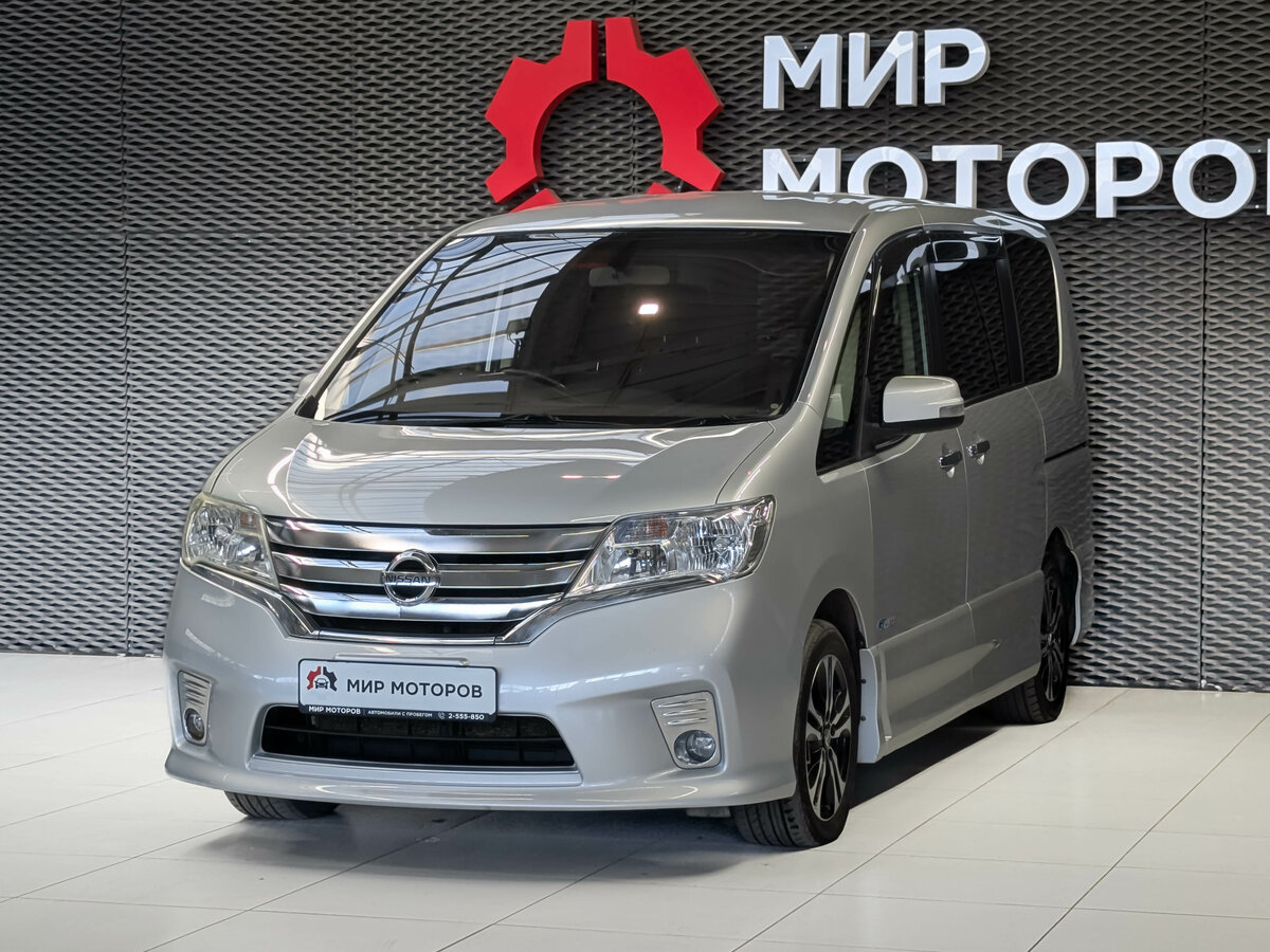 Открыть фотографии: Nissan Serena IV (C26)