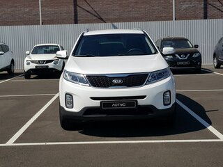 2012 Kia Sorento II Рестайлинг, белый, 1895000 рублей, вид 3