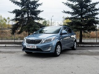 2013 Kia Rio III, голубой, 600000 рублей, вид 3