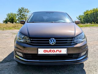 2015 Volkswagen Polo V Рестайлинг, коричневый, 1100000 рублей, вид 2