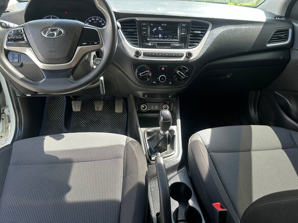 2018 Hyundai Solaris II, белый - вид 6