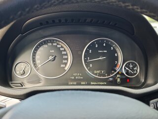 2017 BMW X4 28i I (F26), красный, 2100000 рублей, вид 5